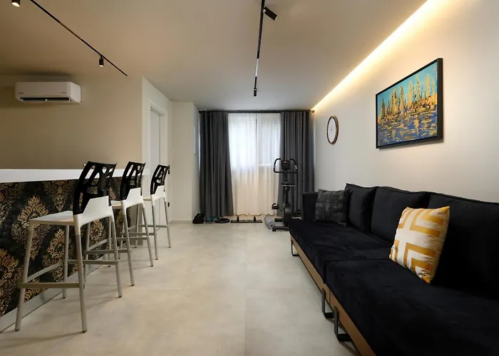 Corfuville Luxury Villa *