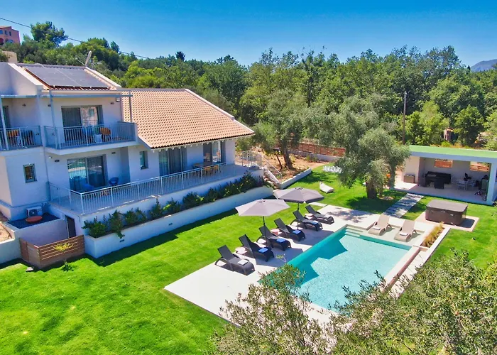Corfuville Luxury Villa