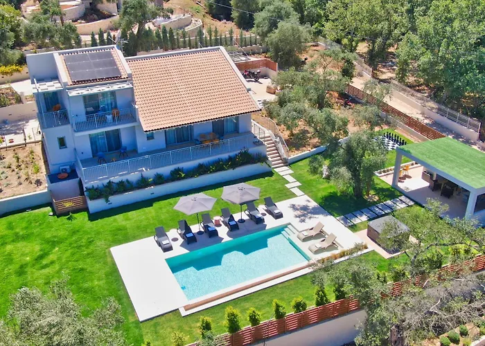 Corfuville Luxury Villa *
